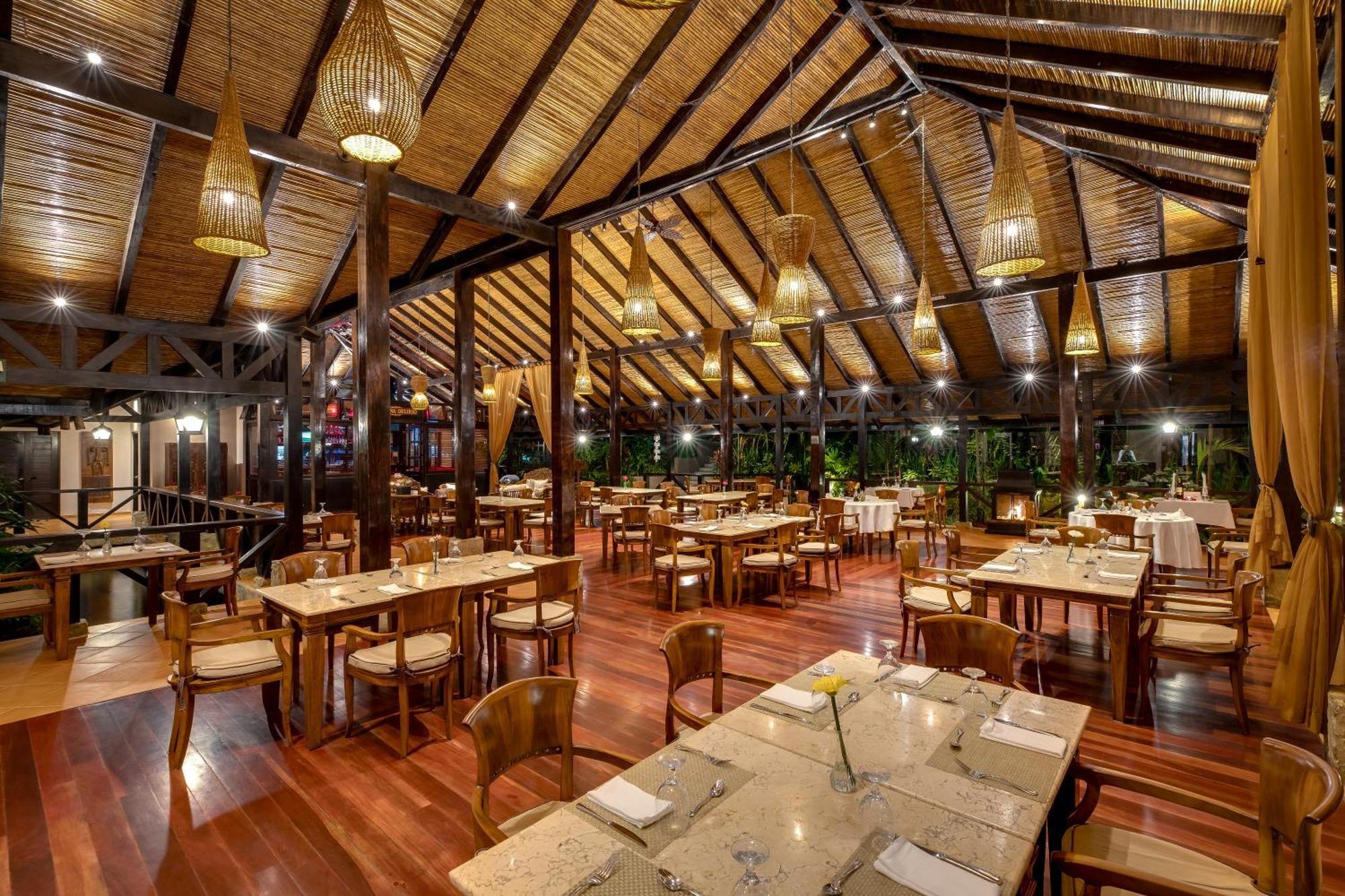 Rio Celeste Hideaway Hotel Bijagua Exterior foto
