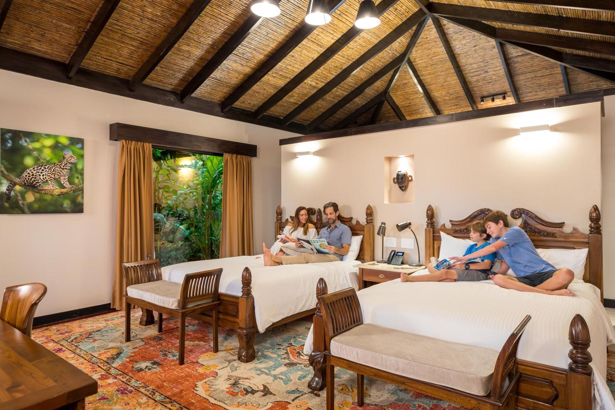Rio Celeste Hideaway Hotel Bijagua Habitación foto